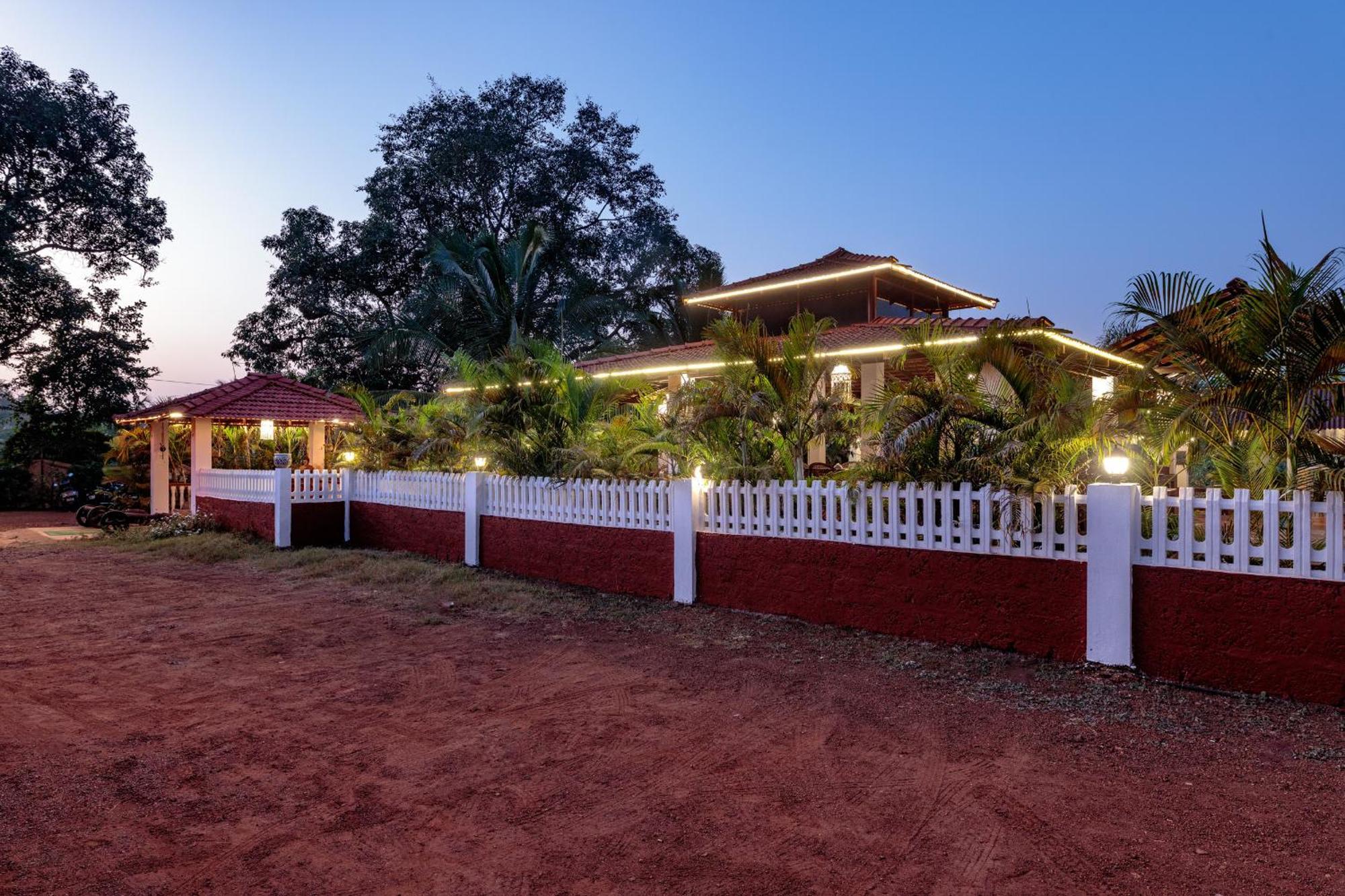 Wild Berry Resort Agonda Canacona Extérieur photo